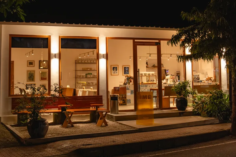 Âme Bistro storefront at night